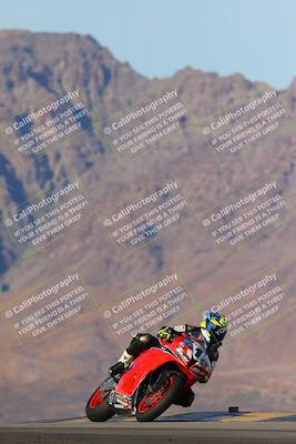 media/Dec-15-2023-Apex Assassins (Fri) [[91f19fb1c7]]/Trackday 2/Session 5 (Turn 9)/